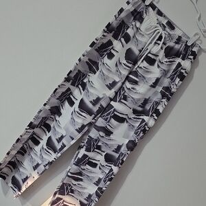 SHEIN Black and White Abstract Print Joggers -XS